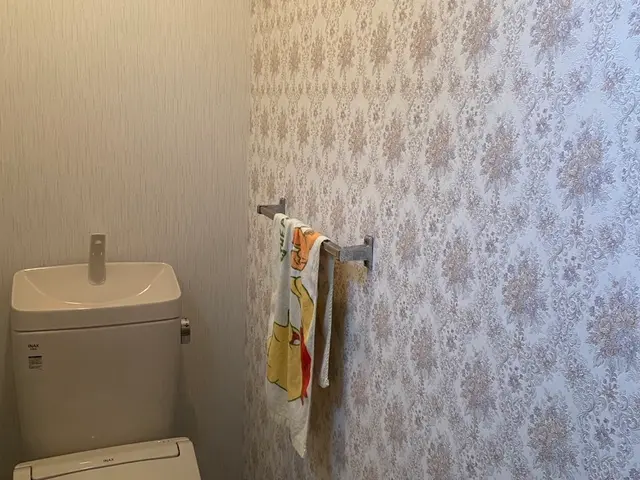 海老名市拠点！男性スタッフが丁寧に作業します！クロス、CF一緒に交換しませんか？サービスの画像