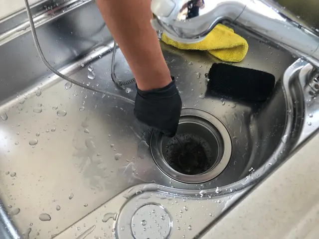 排水管高圧洗浄4点セットで臭いや汚れを徹底洗浄！サービスの画像