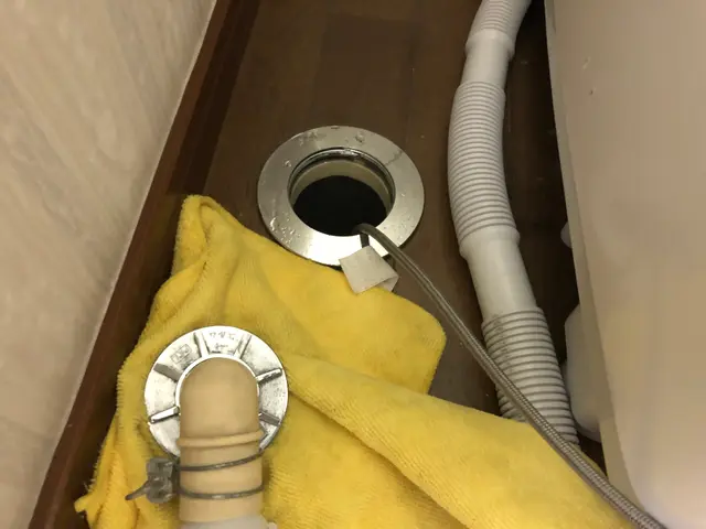 排水管高圧洗浄4点セットで臭いや汚れを徹底洗浄！サービスの画像