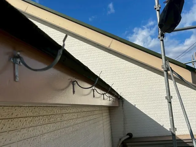 『最短当日24時間対応』『格安対応』雨樋清掃はプロにお任せ！ 詰りを格安解消サービスの画像