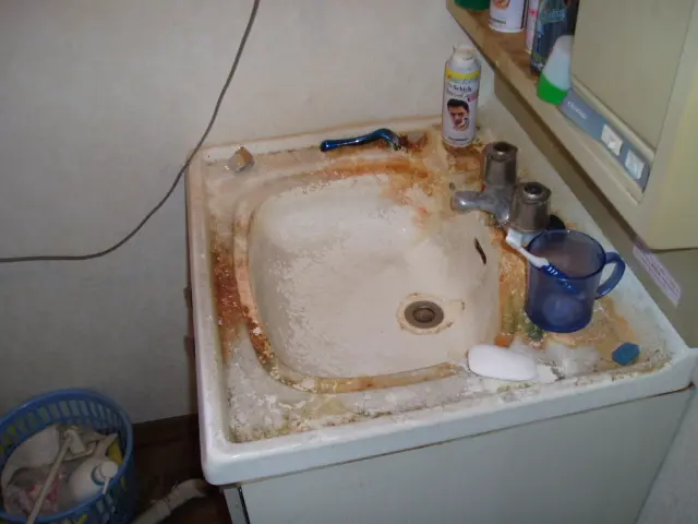 洗面所一式のクリーニング【カードＯＫ】サービスの画像