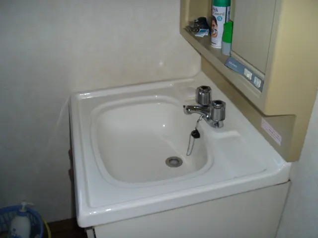 洗面所一式のクリーニング【カードＯＫ】サービスの画像