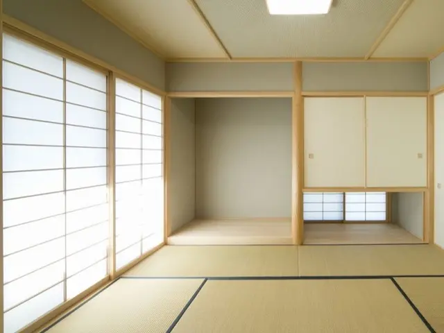 八王子の表具店　より丈夫な強化紙　ペット対応障子紙　折れ組子補修　持ち帰り丸洗いサービスの画像