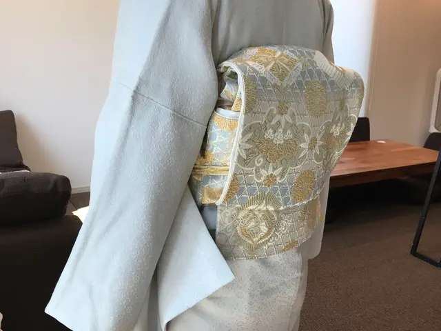 【着付け歴25年！】早朝料金無料！雅な美しさを引き立てる着付けをいたします。