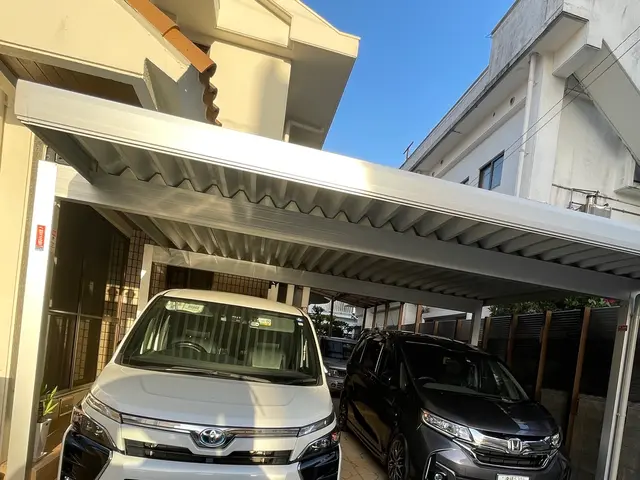 家の駐車場カーポート設置サービスの画像