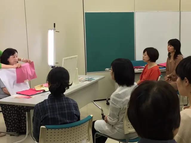 貴女のパーソナルカラー診断&パーソナルメイクアップレッスンで魅力を開花させます。サービスの画像