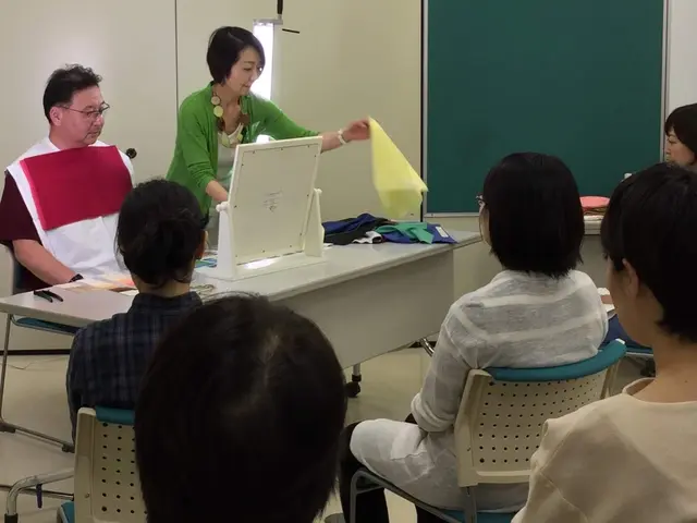 貴女のパーソナルカラー診断&パーソナルメイクアップレッスンで魅力を開花させます。サービスの画像