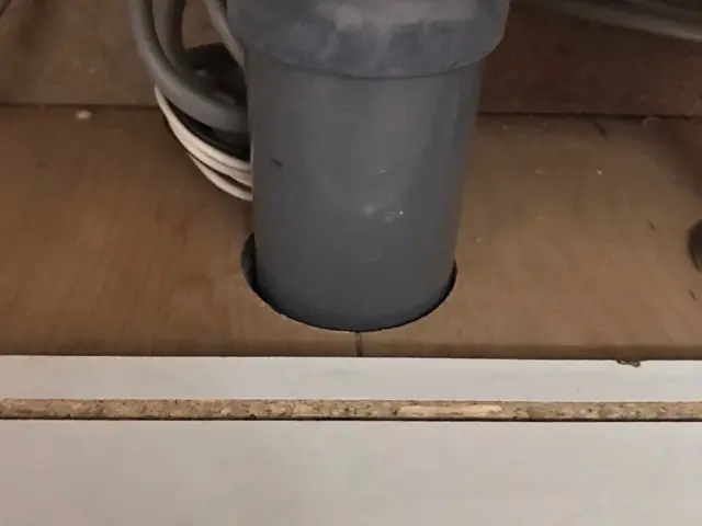 即日、時間外対応ご相談下さい！【侵入経路封鎖】引越し前の施工が効果的です！サービスの画像