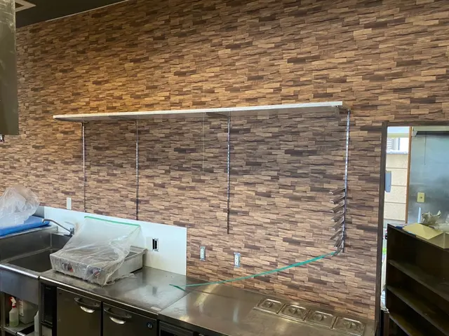 可動棚の取付をいたします。長浜市〜彦根市限定サービスの画像