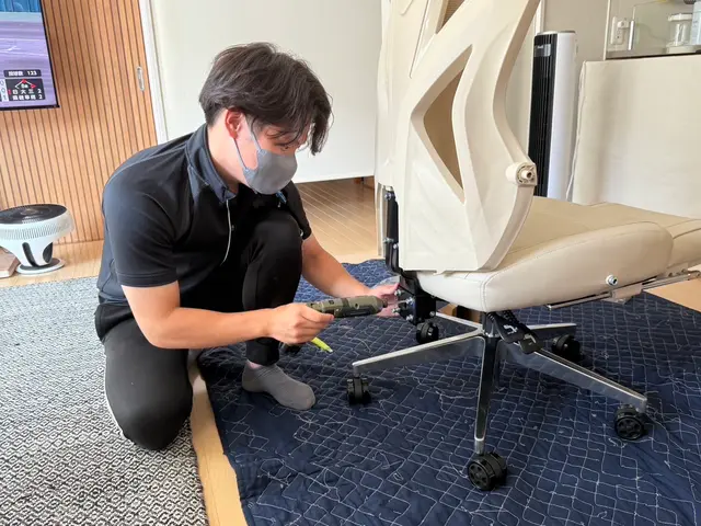 通販家具やお店で買われて自分一人では厳しい方ぜひうちにお任せ下さいサービスの画像