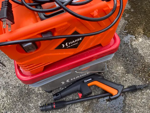 ◆即レス・即対応・無料見積OK◆駐車場の「苔・土汚れ」高圧洗浄おまかせ下さい！サービスの画像