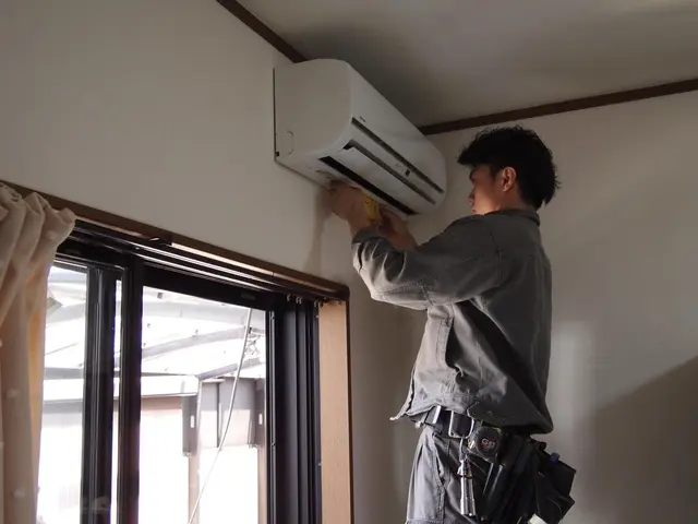電気工事経験20年以上、エアコン取付設置台数1000台以上、施工1年間の保証サービスの画像