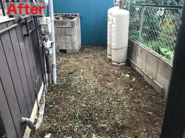 【小江戸川越発】今ならゴミ回収2袋分無料！除草剤散布込みの価格でお得です！サービスの画像