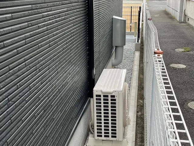 『業界歴10年以上』☆笑顔・綺麗・丁寧☆を心がけて工事します。見積り無料です♪サービスの画像