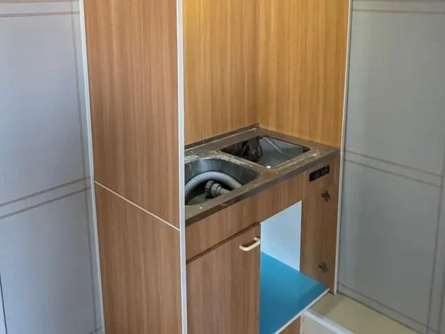 賃貸でも可能◎キッチン・扉・壁・棚にも！お部屋の雰囲気一気に変わります◎サービスの画像