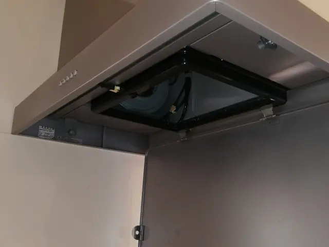 安心☆丁寧♪初めての方☆レンジフードのギトギト油汚れ一掃しませんか？サービスの画像