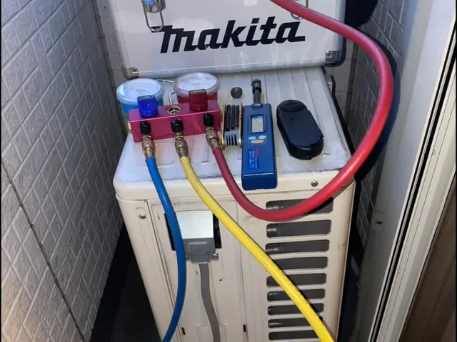 ★令和7年8月出店★フレア加工、真空ポンプ、ガスチャージ込み　無料【尼崎】サービスの画像