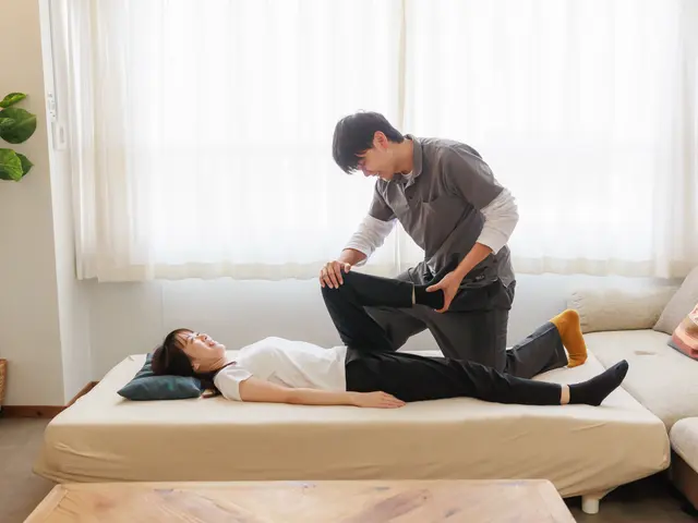 ジュニアサッカーチームや劇団も担当！笑顔を届ける訪問施術サービスの画像