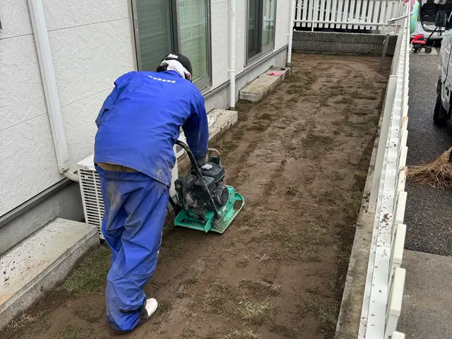 【 一週間以内対応可能】管理のし易い高麗芝使用◎どこよりも安く◎簡単な管理も説明サービスの画像