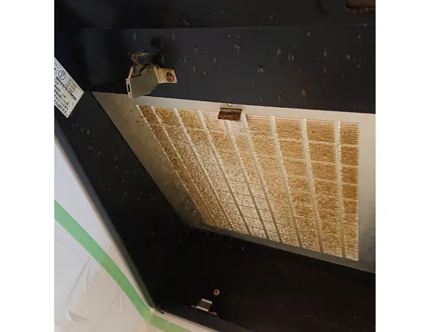 お写真の女性が長期休業になります。店長or店長とスタッフでのお伺いになります。サービスの画像