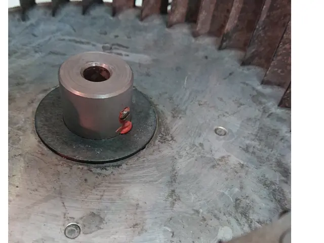 お写真の女性が長期休業になります。店長or店長とスタッフでのお伺いになります。サービスの画像