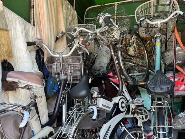 《年中無休で対応！》夜間や早朝作業もご相談ください！安心の損害保険加入済み◎サービスの画像