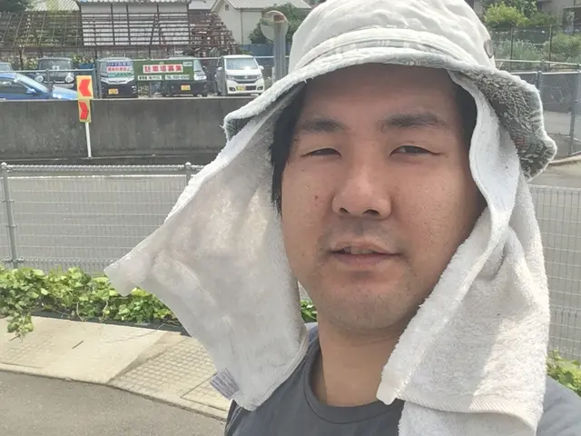 お庭スッキリ！　落ち葉拾い！サービスの画像