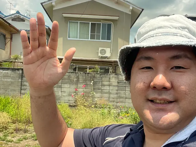 お庭スッキリ！　落ち葉拾い！サービスの画像