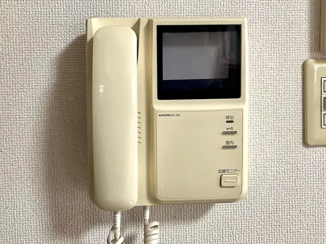 福岡市【チャイム・インターホン・カメラドアホン取替工事】実績多数で安心・丁寧！サービスの画像