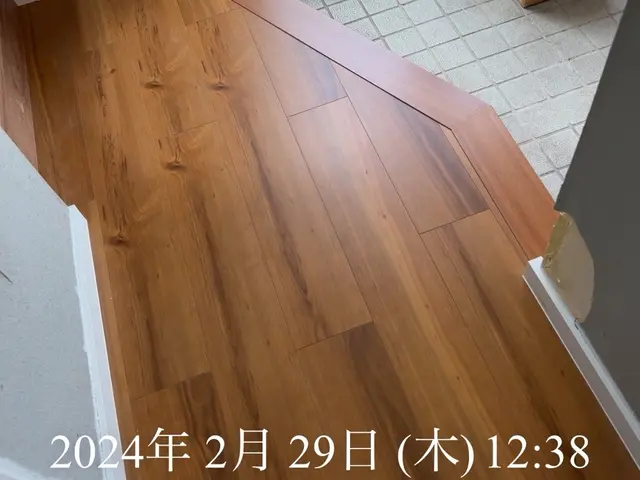 300件以上の実績◎短期施工の上張り工法！床暖房、防音床にも対応します！サービスの画像