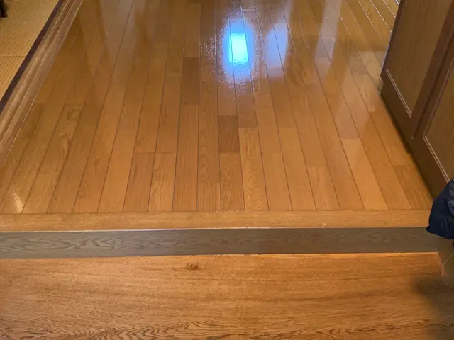 フローリング　ウレタン樹脂コーティング！艶が蘇ります！サービスの画像