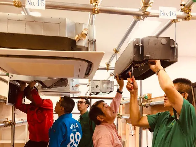 日本エアコンクリーニング協会主催★6年連続お客様満足度全国1位★天然植物洗剤★サービスの画像