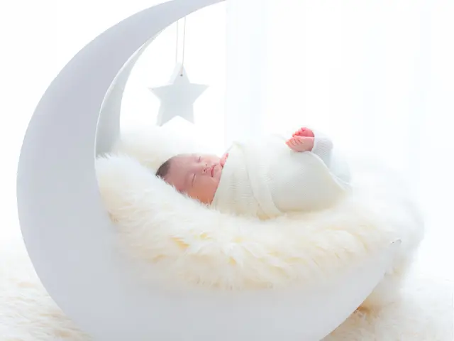 【毎年250人以上実績】【小物無料貸出】確かな技術で安全撮影のニューボーンフォト