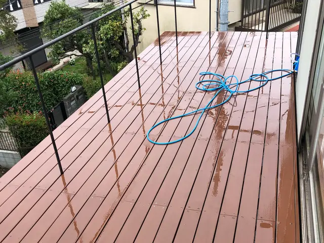 写真の女性が長期休業になります。店長or店長とスタッフでのお伺いです。鳥フンNGサービスの画像