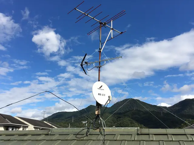 アンテナ工事は当店へお任せください♪経験豊富な電気工事士が丁寧に対応します！サービスの画像