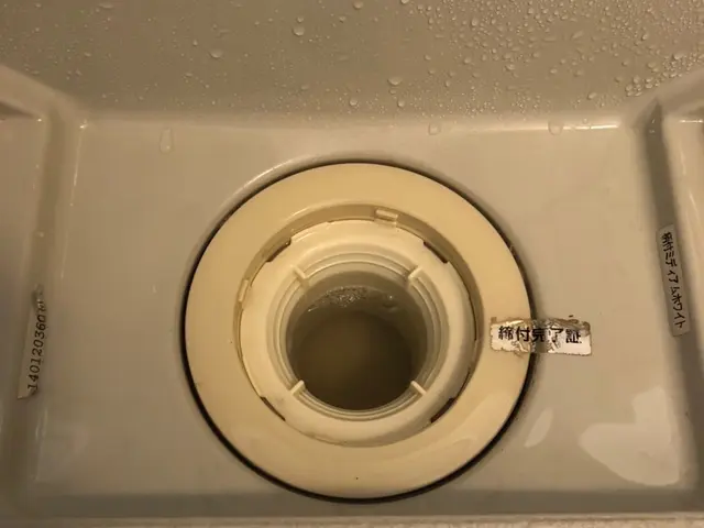 【女性スタッフ同行可能】外注なし・予約から施工まで100%自社対応！サービスの画像