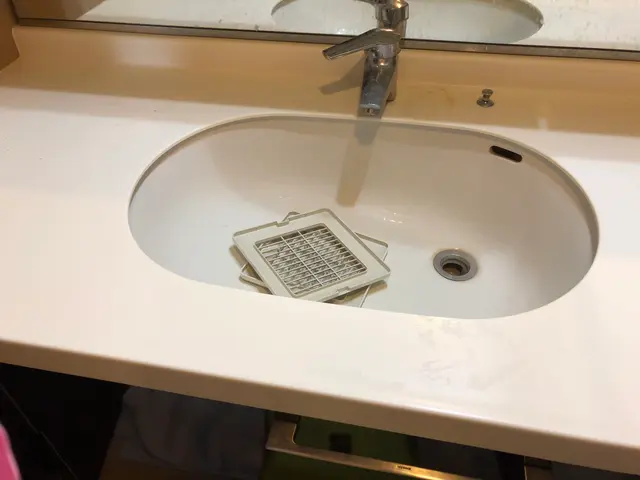 ★☆プロの女性スタッフに「コロナ対策：マスク着用」クリーニングお任せ下さい。サービスの画像