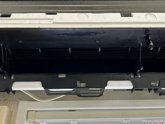 前日予約当日対応可【エアコン職人使用】エアコン高圧洗浄 快適な夜をお届けします。サービスの画像