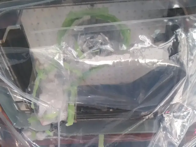 天井埋め込みエアコン四方向　丁寧・信頼のおける対応☆保険加入☆サービスの画像