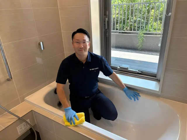 ◆駐車0円◆追加料金無し◆同日作業に限りエアコン1台7,000円でお掃除します◎サービスの画像