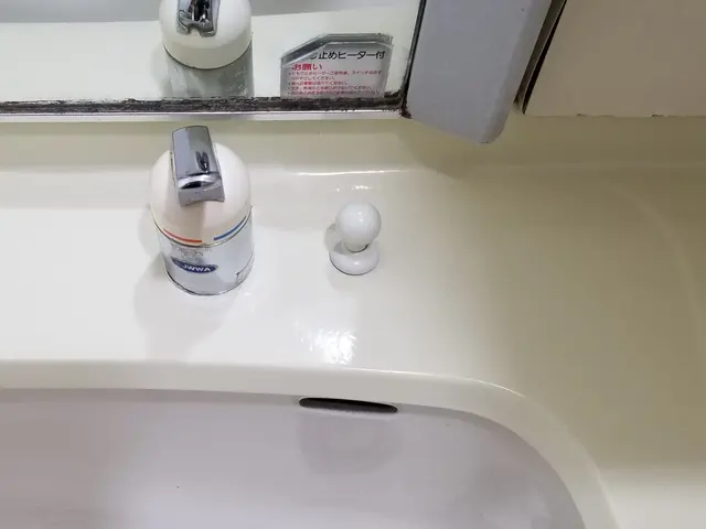 洗面ボウルのひび割れ補修サービスの画像