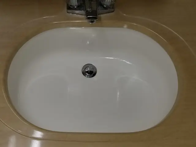 洗面ボウルのひび割れ補修サービスの画像