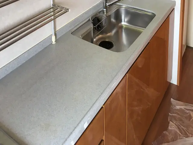 【丁寧な作業をお約束】レンジの焦げ付き・油汚れ徹底除去！シンクピカピカにします。サービスの画像