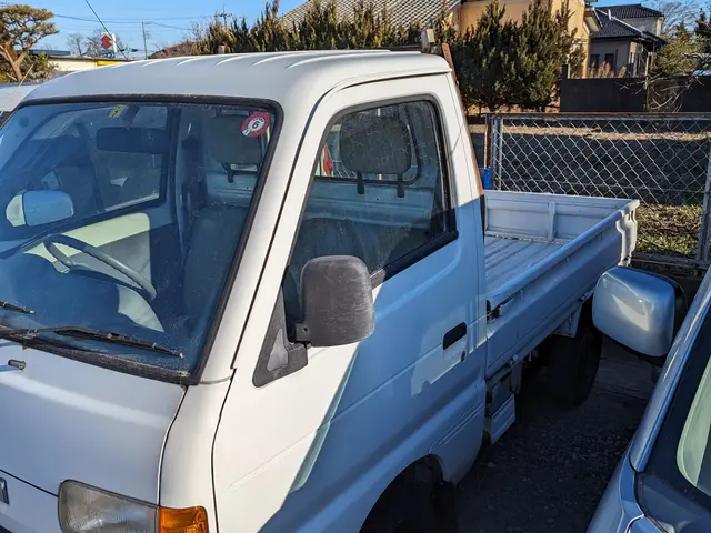 困ったら当店へ〜引取からクリーニングまで全て自社の従業員がお伺い致します！サービスの画像