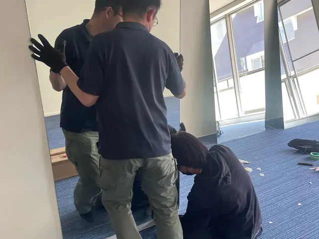 【11/12.13空きあり!】◎店舗用ミラーも可能◎鏡以外も取り付け同時に可能！サービスの画像