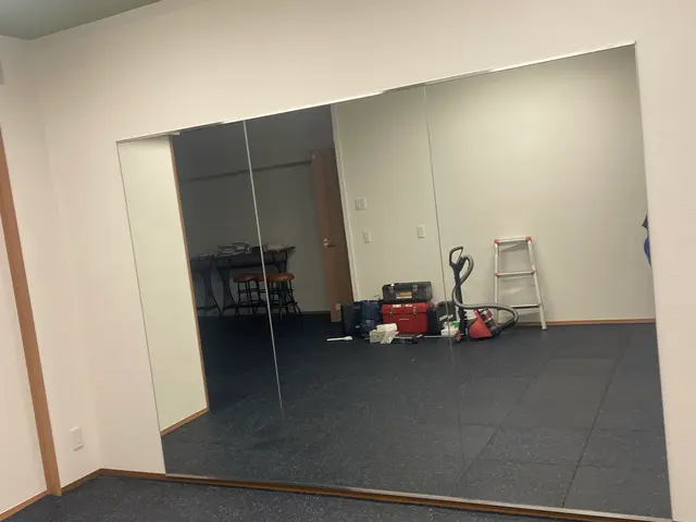 【11/12.13空きあり!】◎店舗用ミラーも可能◎鏡以外も取り付け同時に可能！サービスの画像