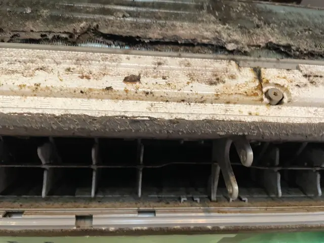 高松市発！エアコン洗浄専門業者、年間3000台以上の実績！迅速、丁寧仕上りに自信サービスの画像