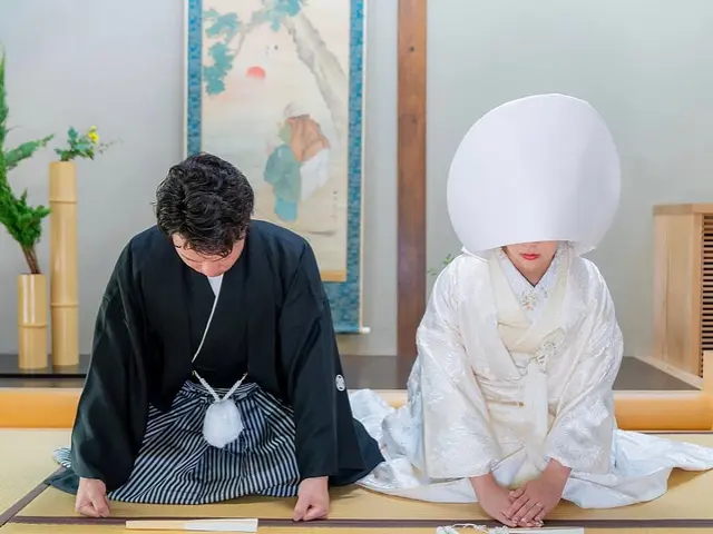 振り袖、花嫁前撮り専門。一級着付け技能士