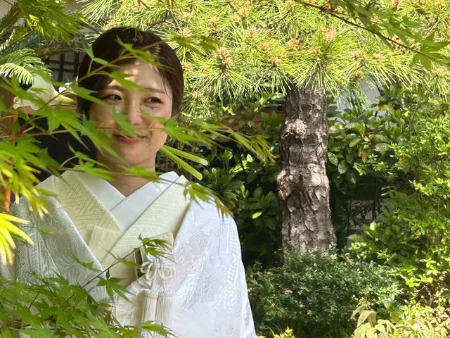 振り袖、花嫁前撮り専門。一級着付け技能士