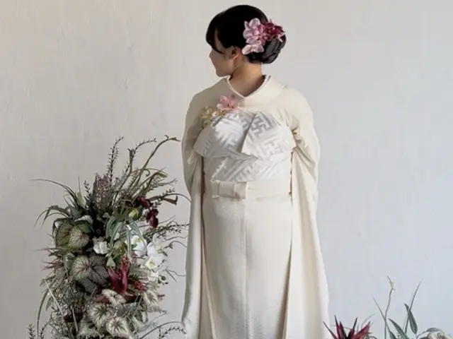 振り袖、花嫁前撮り専門。一級着付け技能士